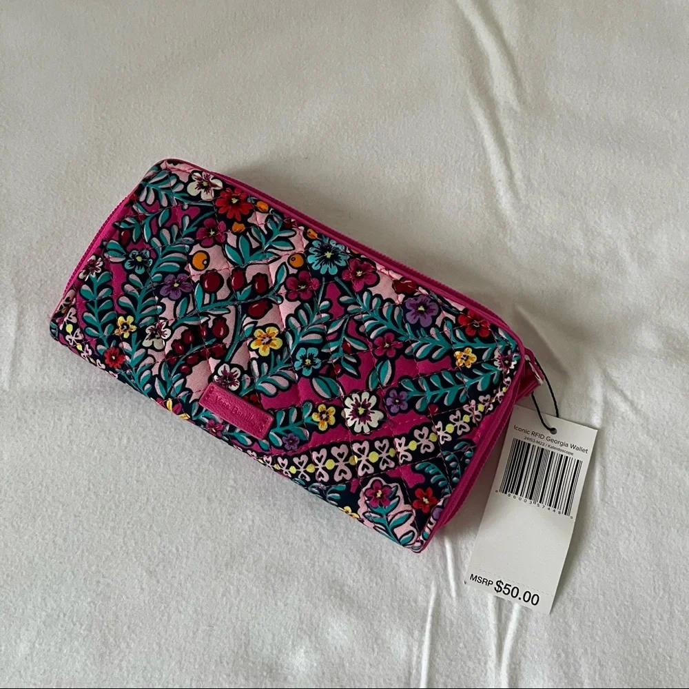NWT Vera Bradley Pink Printed Large Wallet - Picture 2 of 4